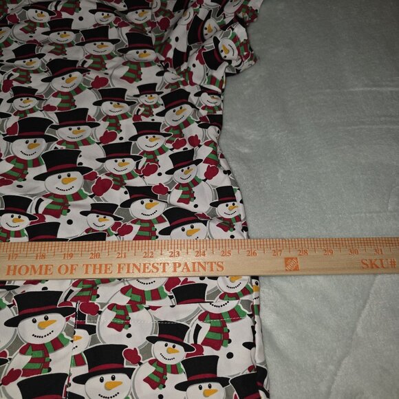 Snowman Print V-Neck Scrub Top 2X By Serene Uniforms - Picture 8 of 11